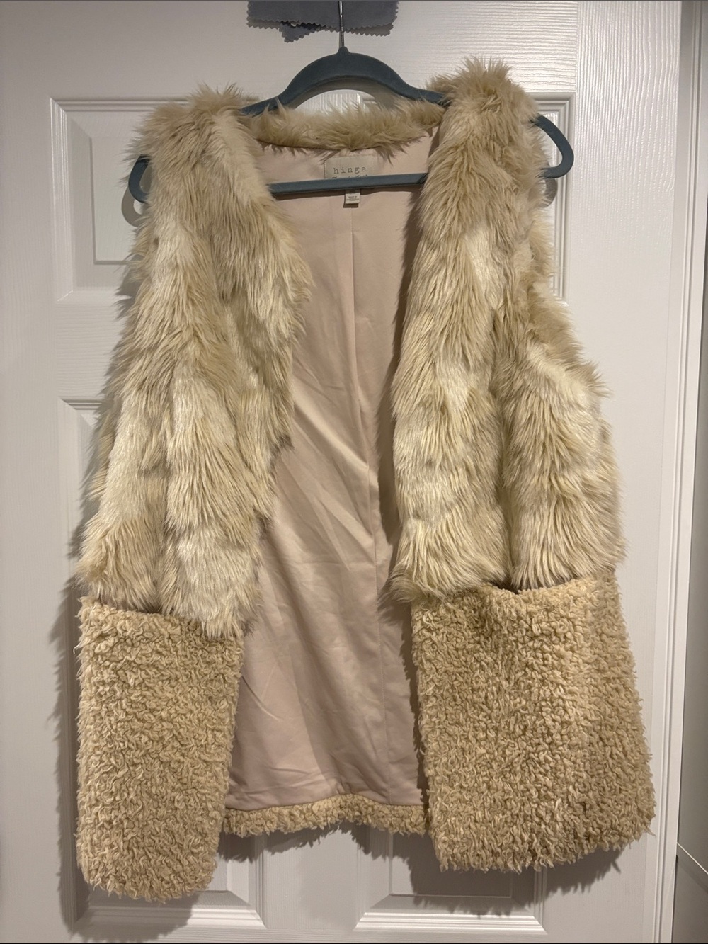 Hinge Two-Tone Beige Faux Fur Sleeveless Vest
